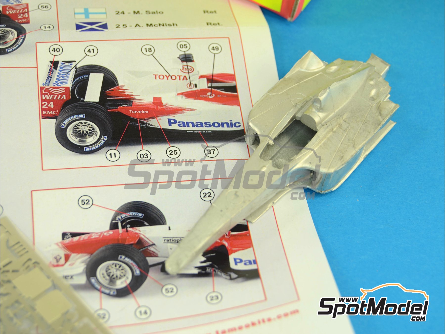 Toyota TF102 sponsored by Panasonic - Monaco Formula 1 Grand Prix 2002. Car  scale model kit in 1/43 scale manufactured by Tameo Kits (ref. TMK311)